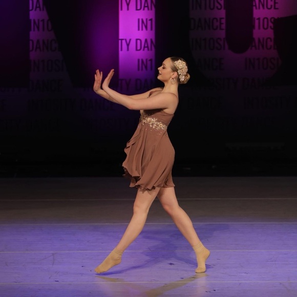 Capezio Lifeknit Sox dance socks size large, color nude (brand new) - Picture 3 of 3